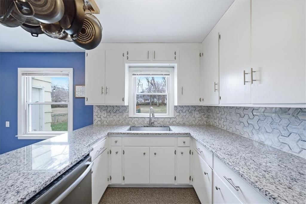 6517 Melrose Lane — photo 11