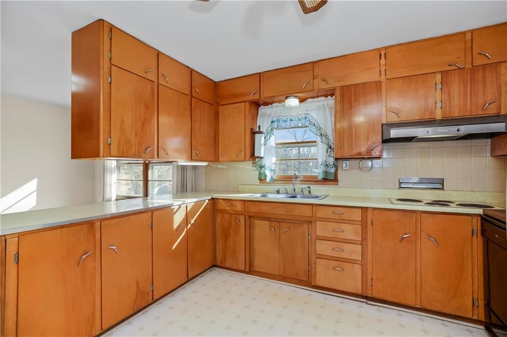 6215 Sterling Avenue — photo 14