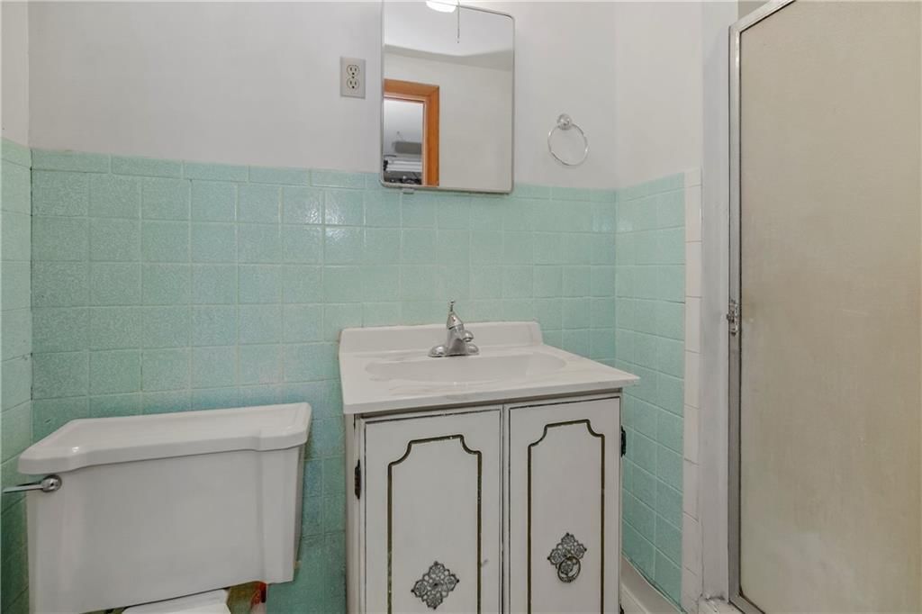 6215 Sterling Avenue — photo 23