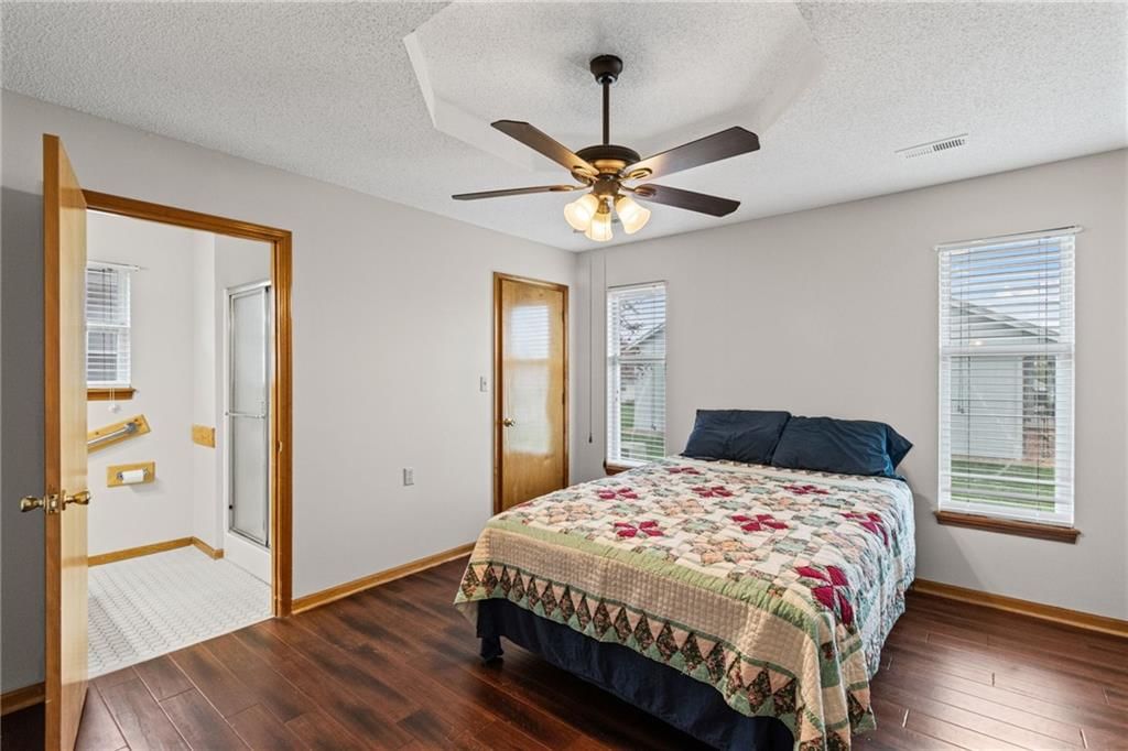 515 S Saturn Drive — photo 17