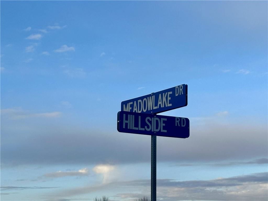 2403 Meadow Lake Drive — photo 14