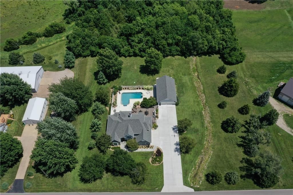 7025 MIZE Road — photo 4