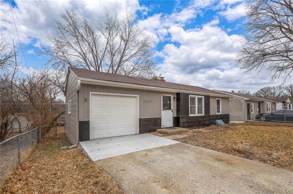 3037 S Scott Avenue — photo 3