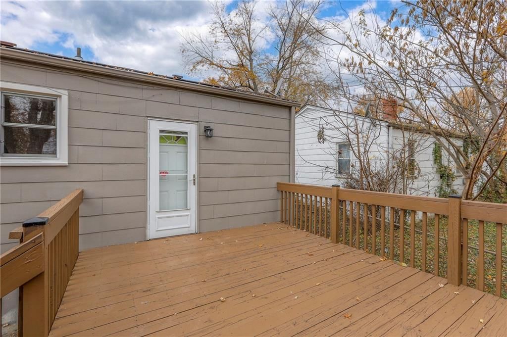 3037 S Scott Avenue — photo 22