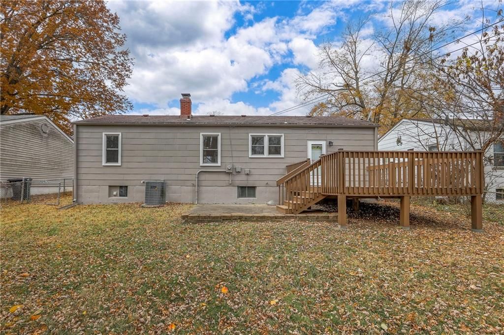 3037 S Scott Avenue — photo 23