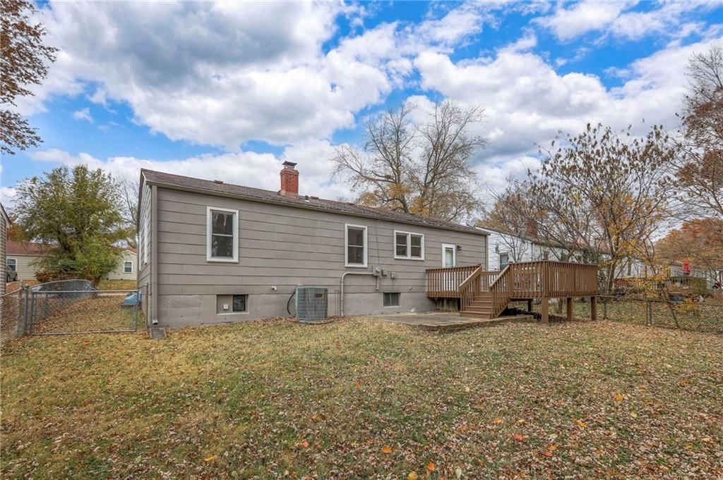 3037 S Scott Avenue — photo 24