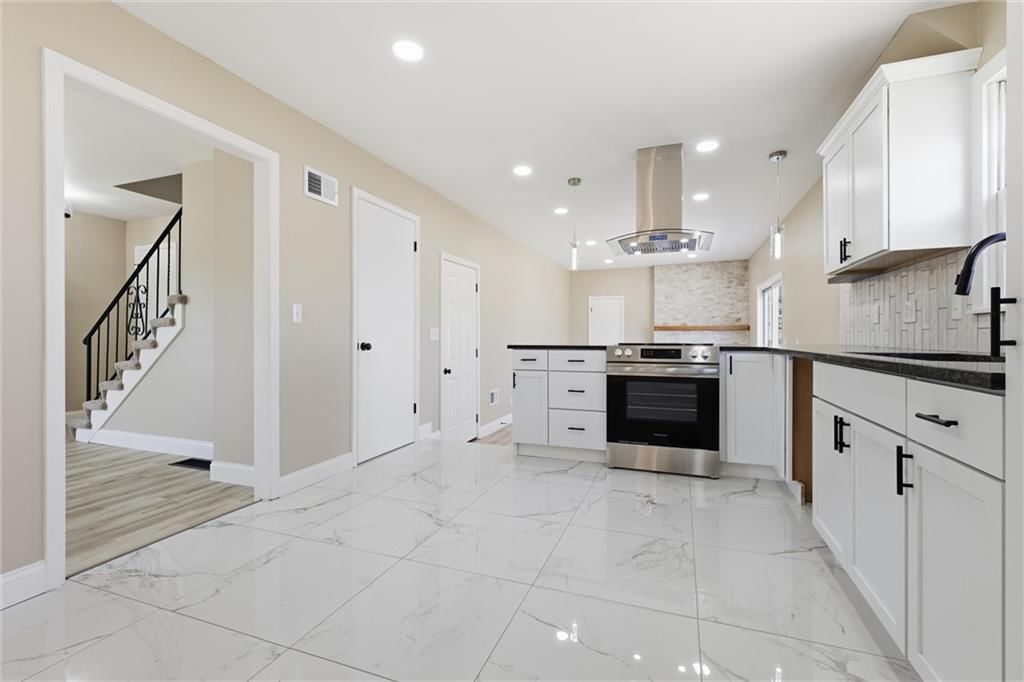 8821 Lane Avenue — photo 14