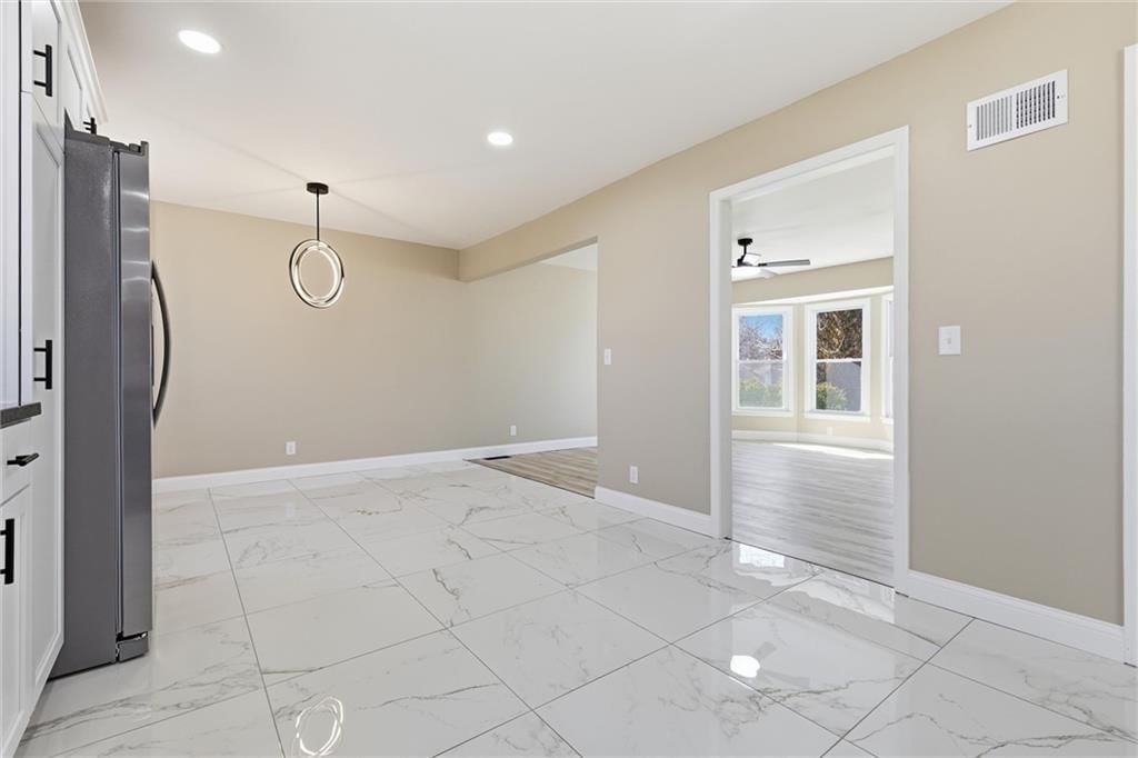 8821 Lane Avenue — photo 16
