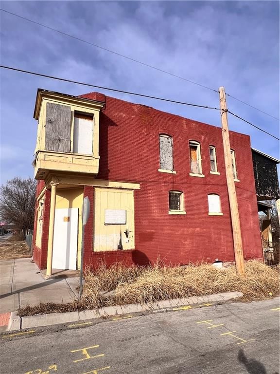 2031 Indiana Avenue — photo 5