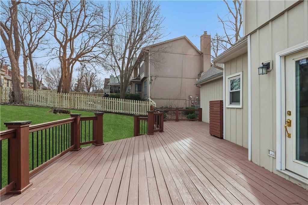 11501 Conser Street — photo 33