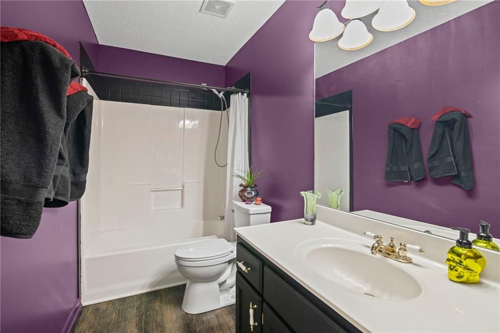 727 Country Lane — photo 11