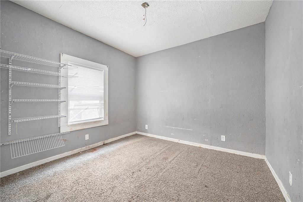 5209 Independence Avenue — photo 11