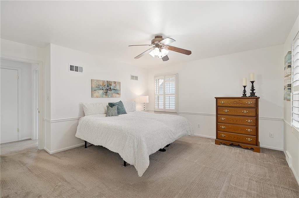 9810 W 100th Terrace — photo 12