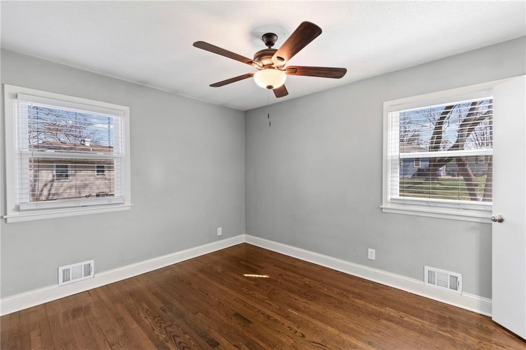 6507 N Walrond Avenue — photo 11