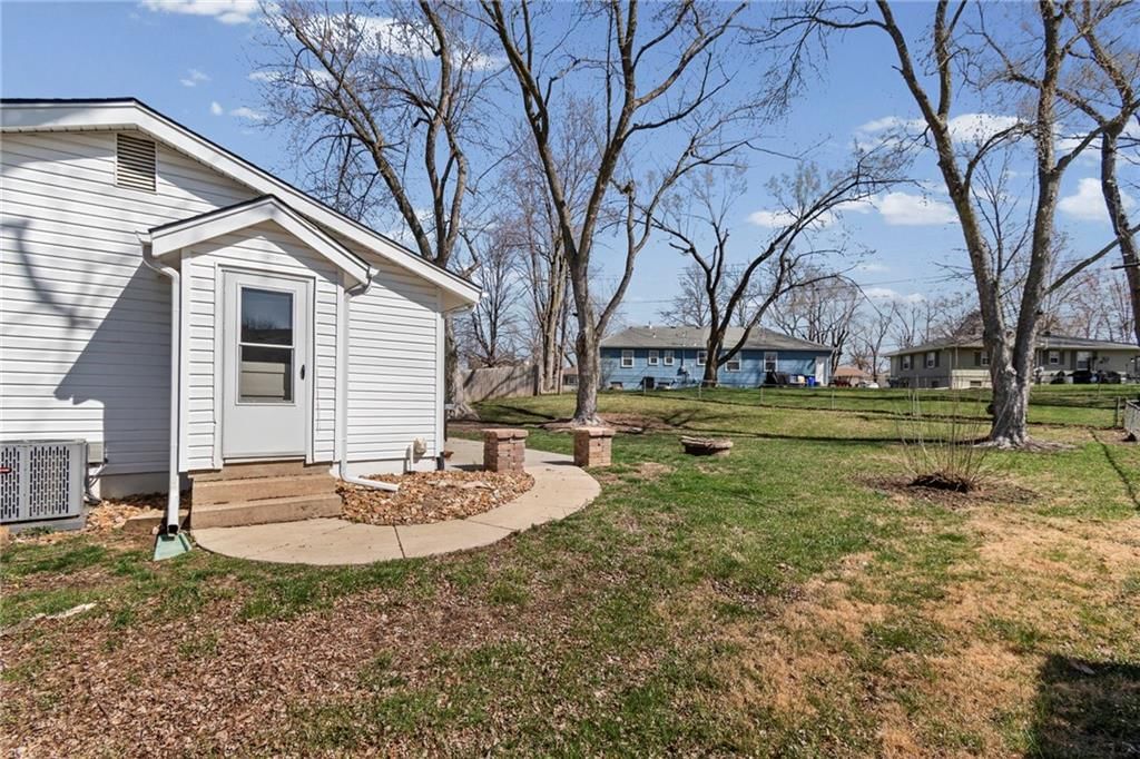 6507 N Walrond Avenue — photo 25