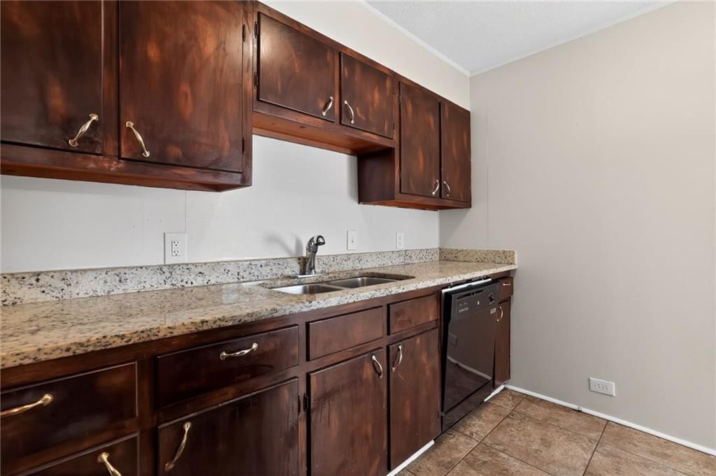 7611 E 107th Street — photo 15