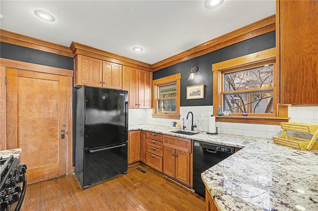 3723 Madison Avenue — photo 18