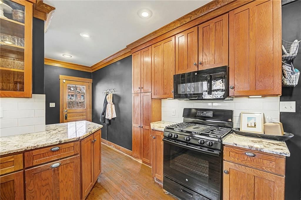 3723 Madison Avenue — photo 19