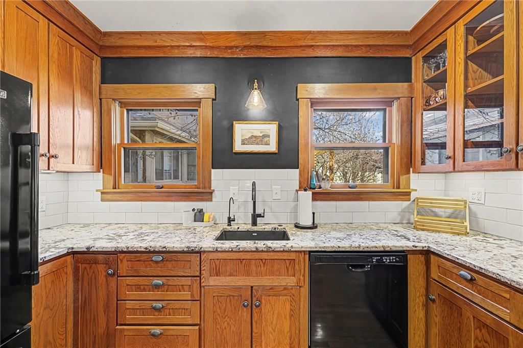 3723 Madison Avenue — photo 21