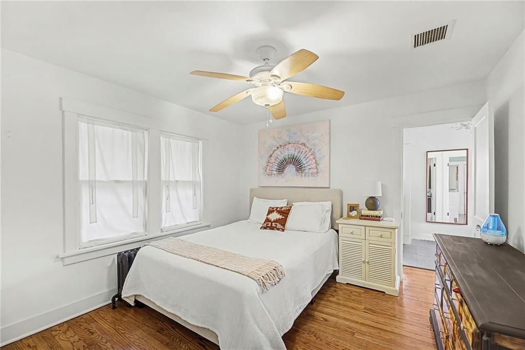 3723 Madison Avenue — photo 33
