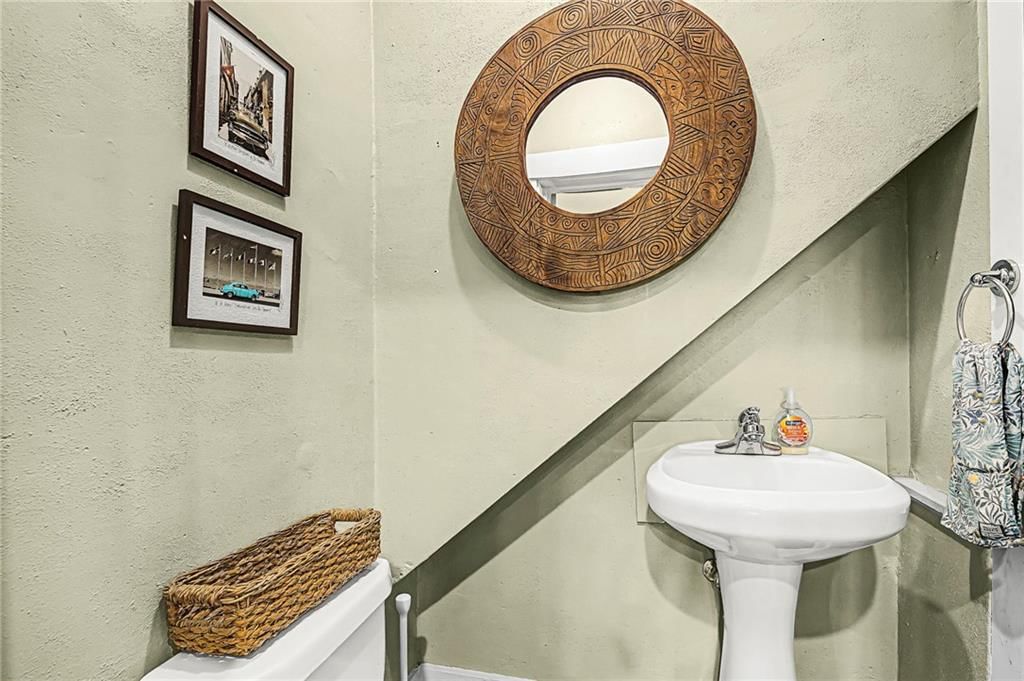 3723 Madison Avenue — photo 37