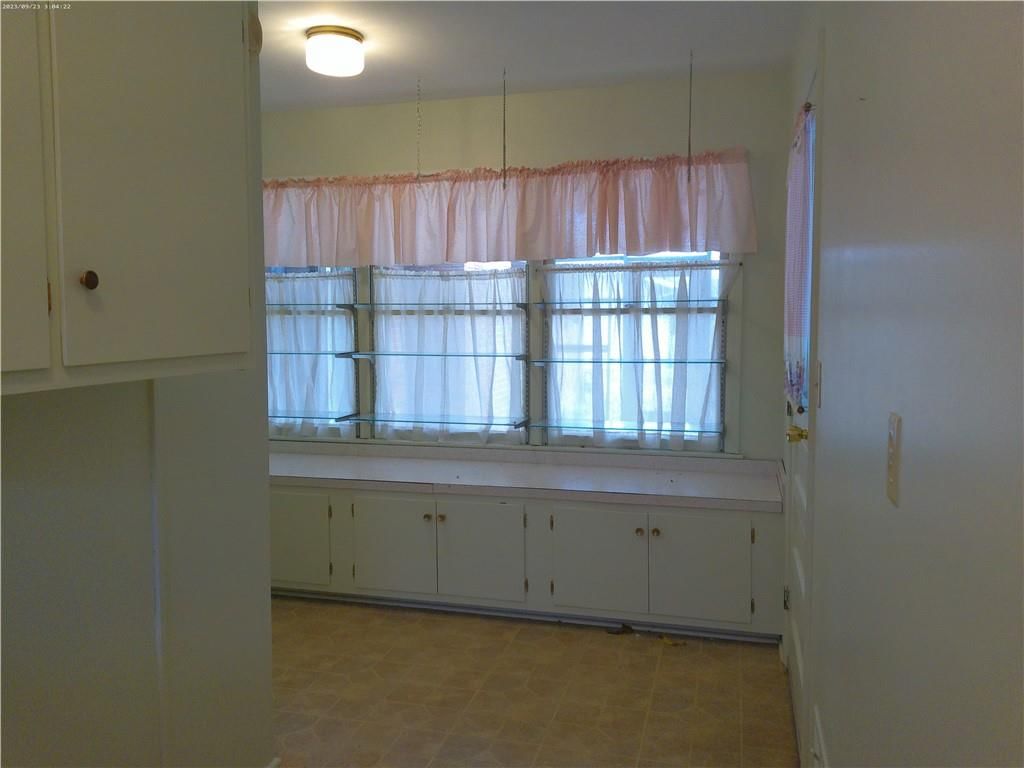 1 Holly Lane — photo 12