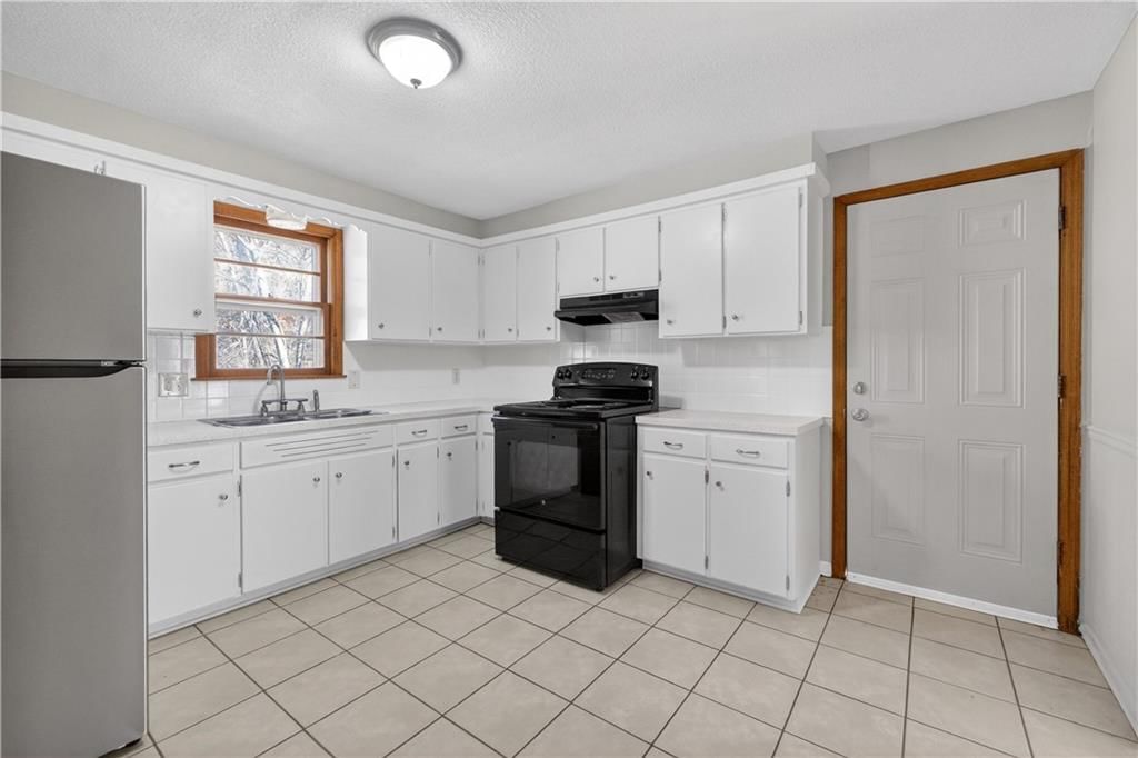 6517 Hardy Avenue — photo 11