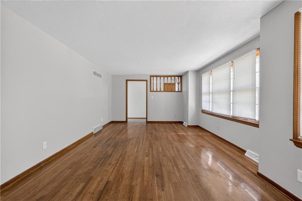 6517 Hardy Avenue — photo 23