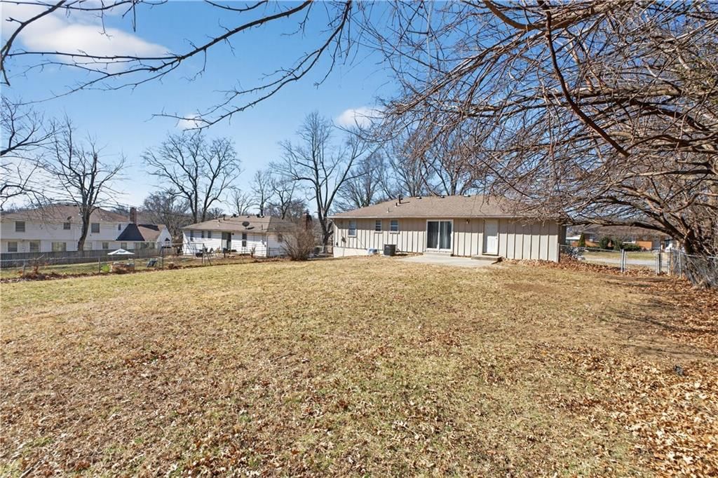 6517 Hardy Avenue — photo 29