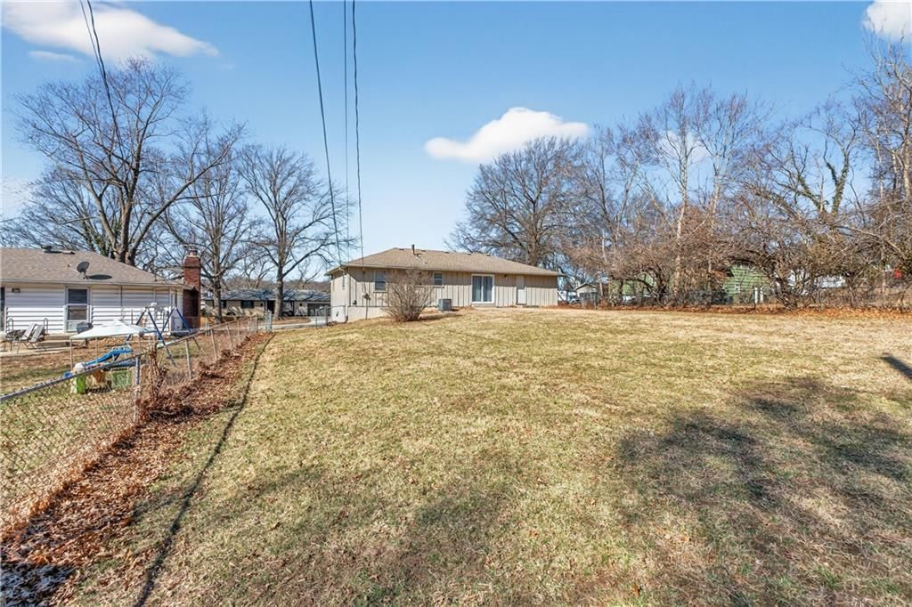 6517 Hardy Avenue — photo 32