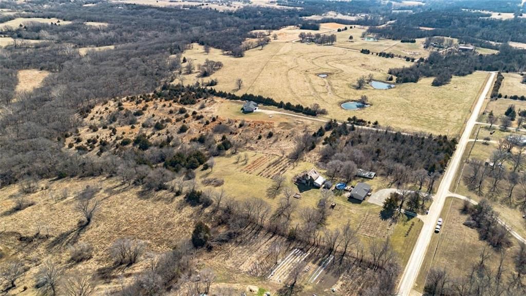 6872 Wild Horse Road — photo 2