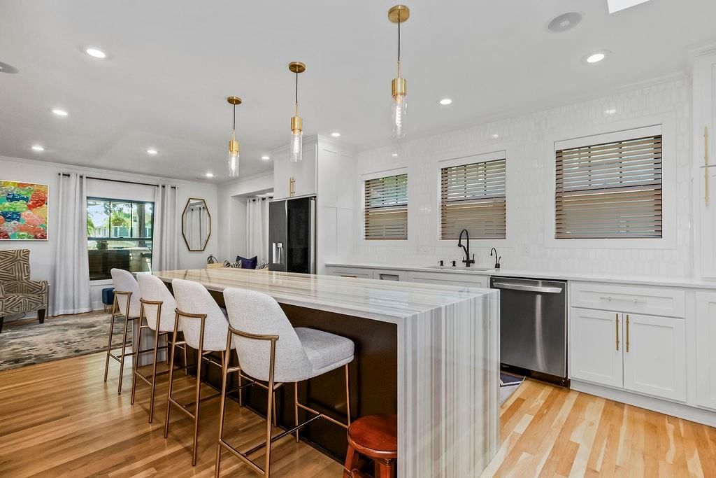 5841 McGee Street — photo 11