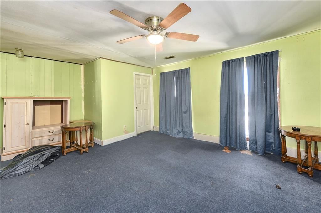 109 W Miami Street NE — photo 21