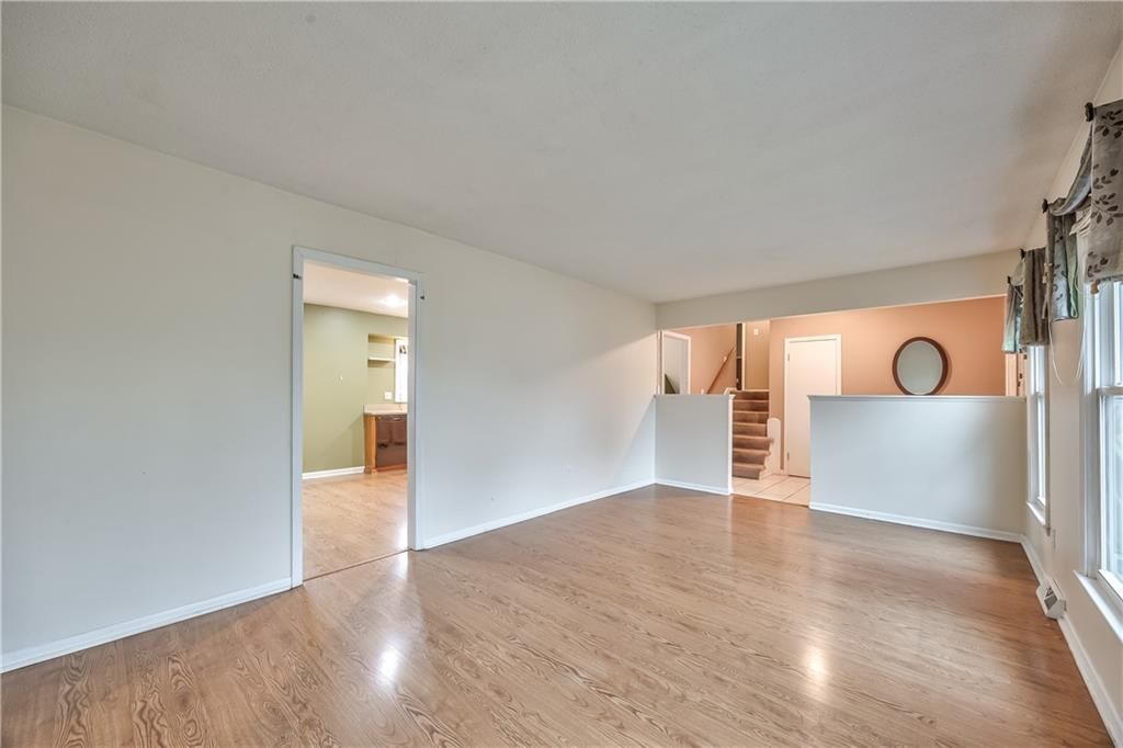 12721 W 100th Street — photo 5