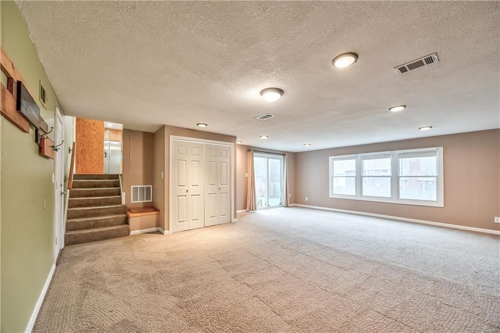12721 W 100th Street — photo 13