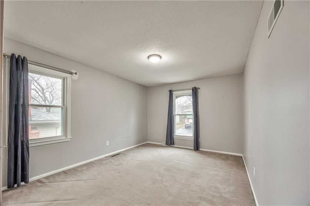 12721 W 100th Street — photo 19