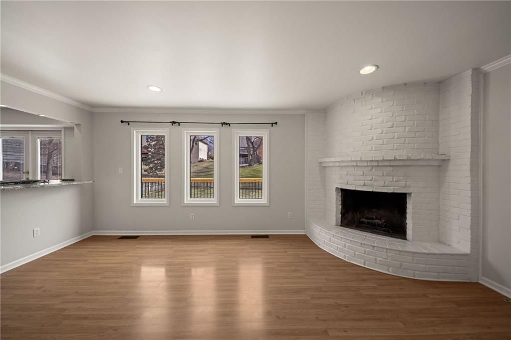 8211 Caenen Lake Road — photo 14