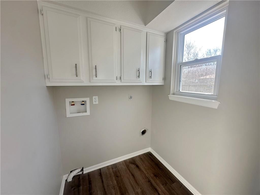 303 E Wilson Street — photo 14