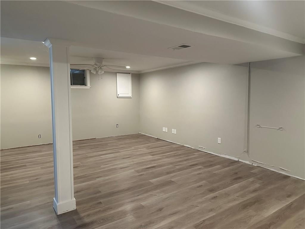 303 E Wilson Street — photo 16