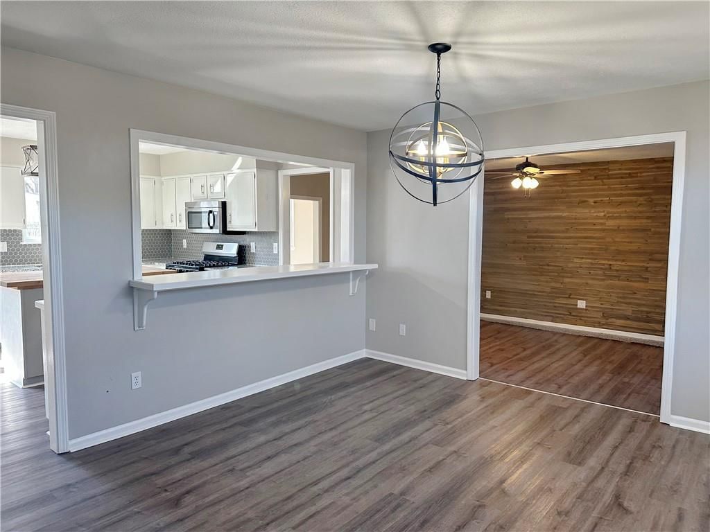 303 E Wilson Street — photo 22