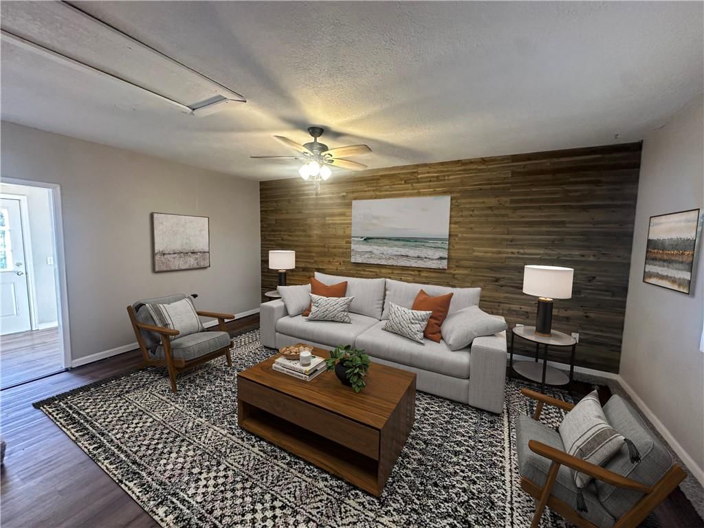 303 E Wilson Street — photo 23