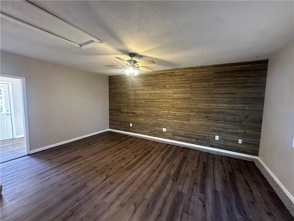 303 E Wilson Street — photo 24