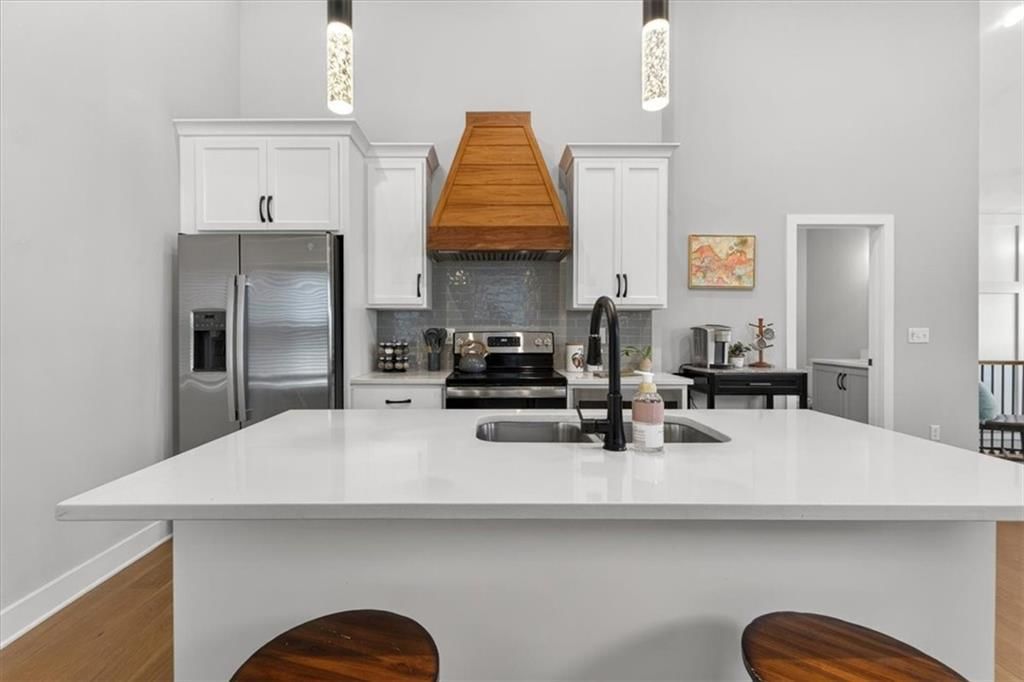 1004 S Harmony Avenue — photo 16