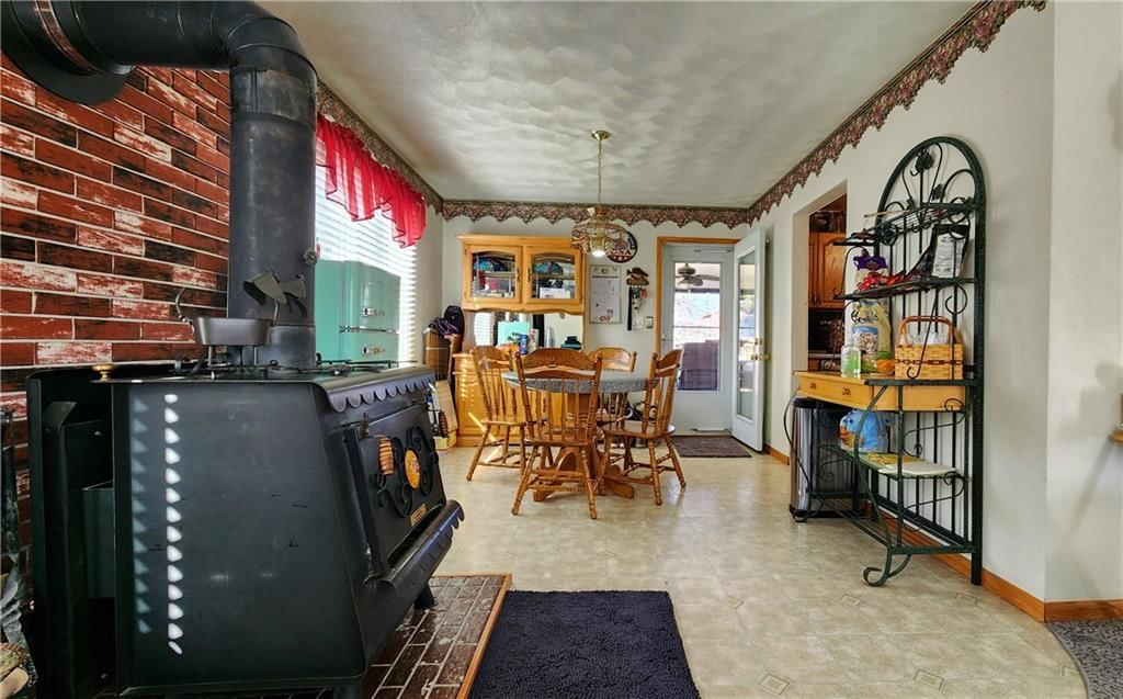 3704 S CLAREMONT Avenue — photo 8