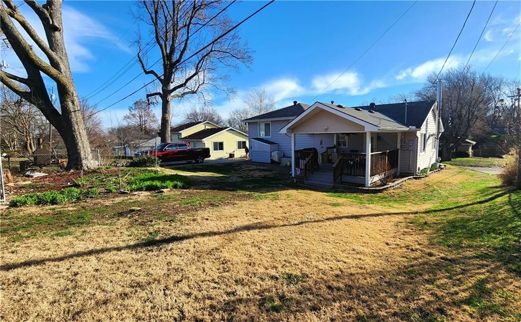 3704 S CLAREMONT Avenue — photo 31