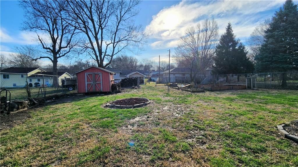 3704 S CLAREMONT Avenue — photo 41