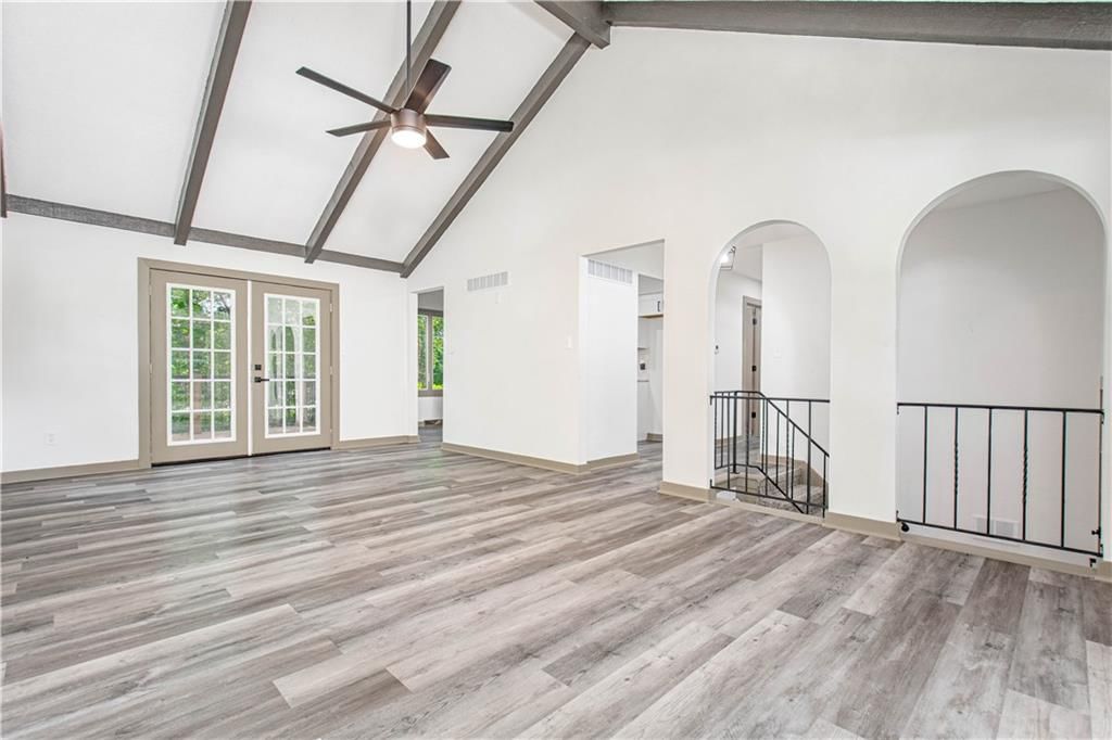 804 NW North Summit Circle — photo 3