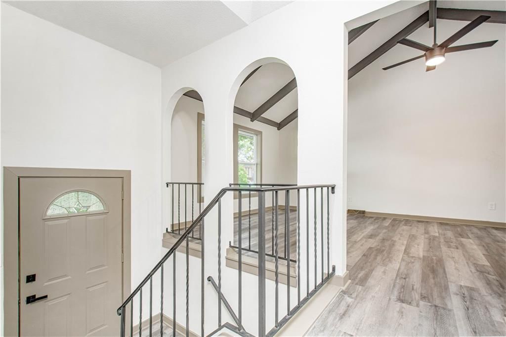 804 NW North Summit Circle — photo 5