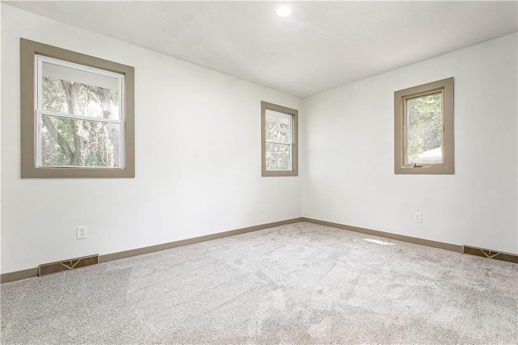 804 NW North Summit Circle — photo 12
