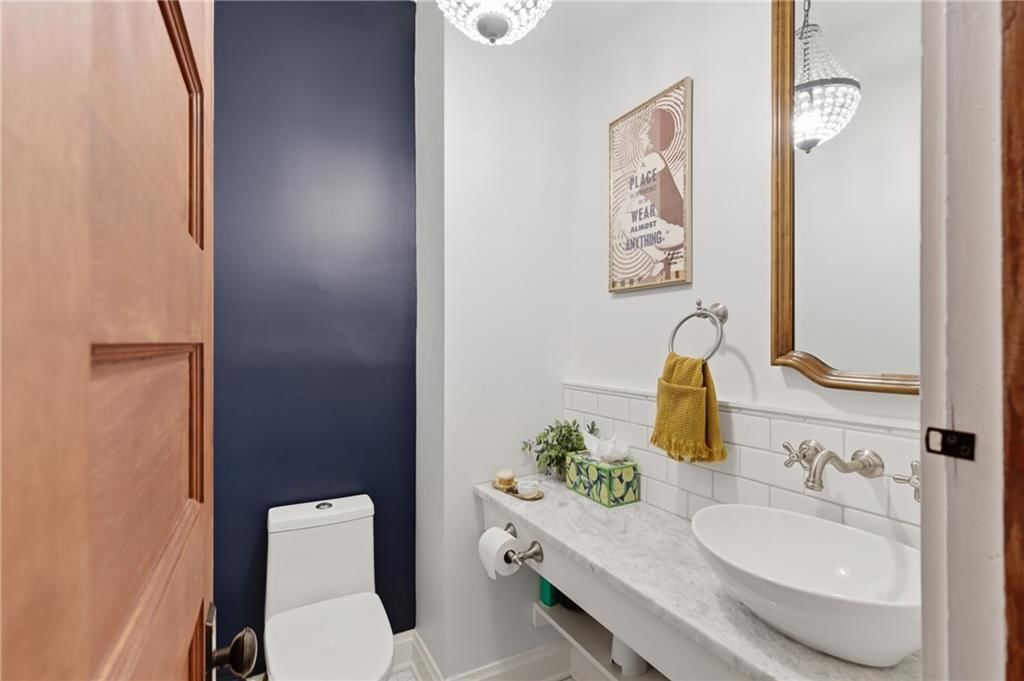 121 Lawn Avenue — photo 11